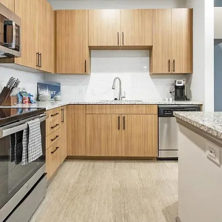 Landing Modern With Amazing Amenities Charlotte