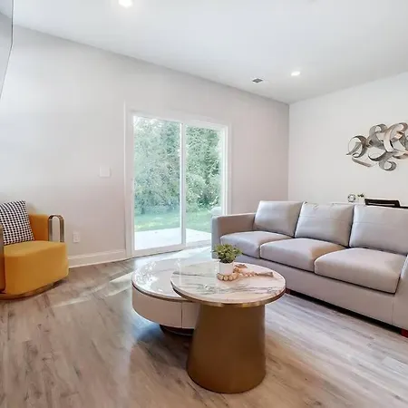 Escape To Luxury & Uptown Stunner & Brand New