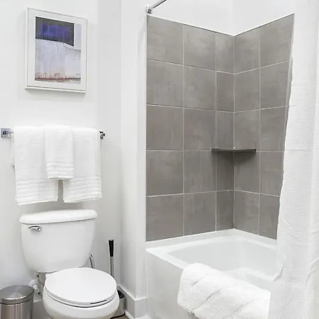 Landing Modern With Amazing Amenities * Charlotte