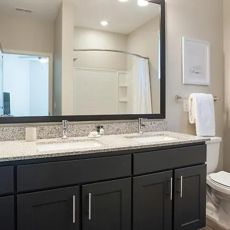 Apartment Landing Modern With Amazing Amenities Charlotte