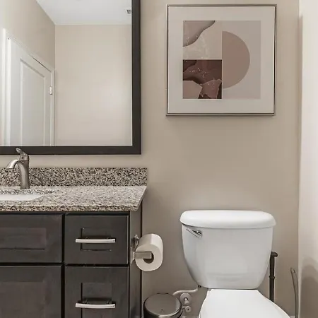 Landing Modern With Amazing Amenities Charlotte