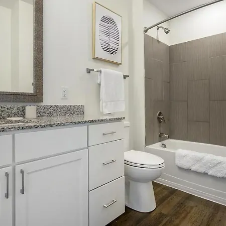 Landing Modern With Amazing Amenities Apartment *