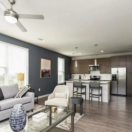 Apartment Landing At The Henry - In Northwest *