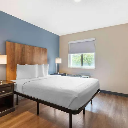 Hotel Extended America Select - - Place - E Mccullough Dr Charlotte