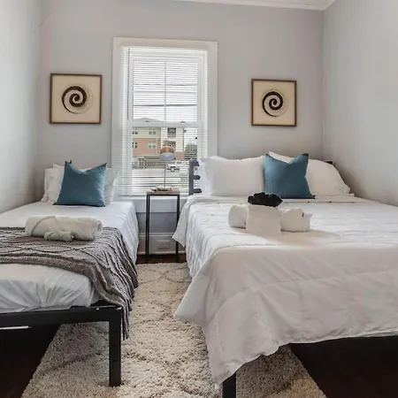 Old Allen St Holiday home *