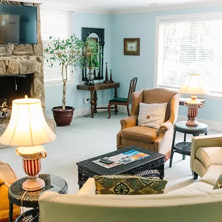 The Morehead 3* Charlotte
