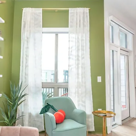 Apartment Experience Modern Comfort At Savoy In *