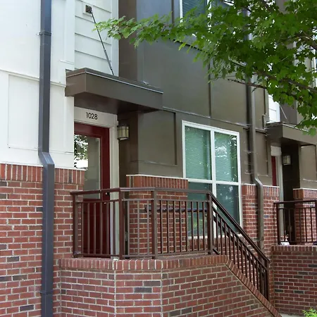 Modern Townhouse - 1 Min To Uptown Clt - Walk To Restaurants * Charlotte