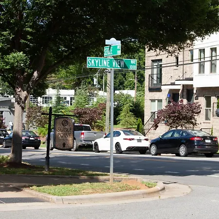 Holiday home Modern Townhouse - 1 Min To Uptown Clt - Walk To Restaurants *