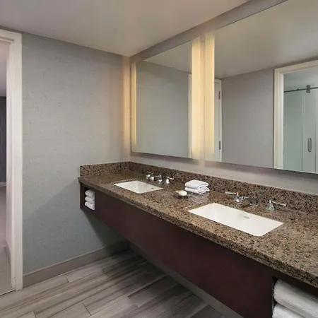 Sonesta Lower South End Hotel