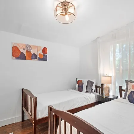Historic Charm 3br1ba Beside Optimist Park Charlotte
