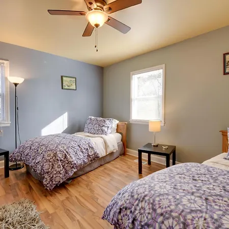 Renovated - 3 Mi To Downtown! * Charlotte