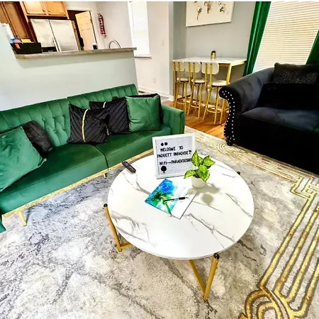 Apartment Padgett Paradise