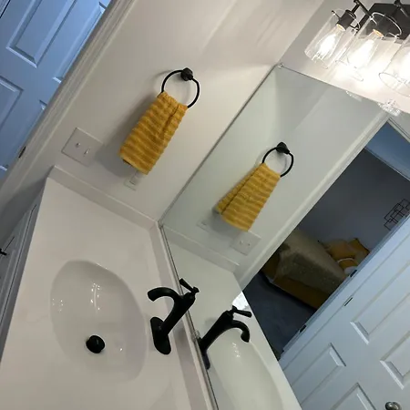Apartment The Noble At Albemarle *