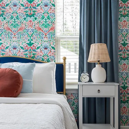 Holiday home Spacious 4bd Retreat - Location - Backyard *