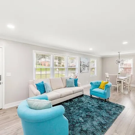 Beautiful 3br 2 Bath Close To Clt Uptown& Southend Holiday home Charlotte