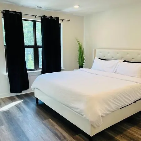 Holiday home Vacation In Clt King And 3q Charlotte