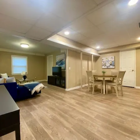 Spacious Pet Friendly 4br Near Uptown Clt Novant Holiday home *
