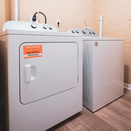 Spacious Pet Friendly 4br Near Uptown Clt Novant Holiday home Charlotte