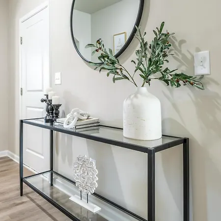 Charming Retreat- Cozy & Stylish Home * Charlotte