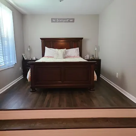 Staycation Serenity Homestay