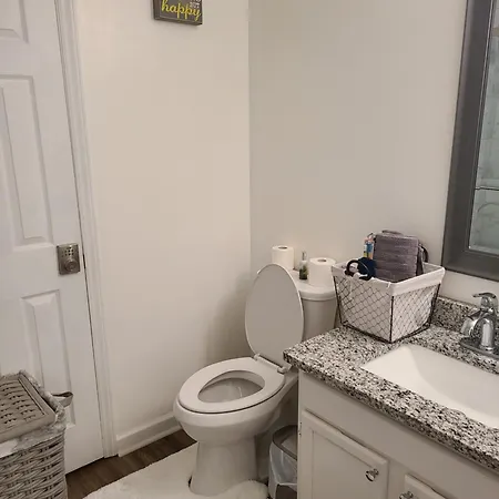 Homestay Staycation Serenity Charlotte