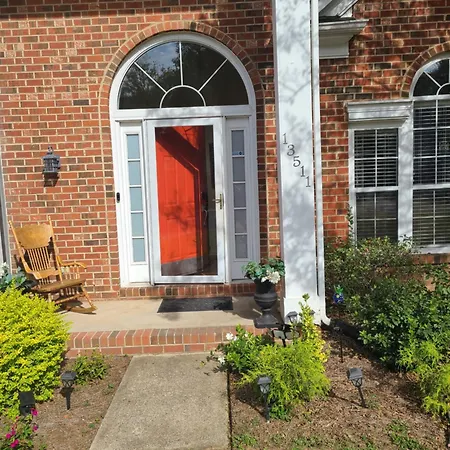 Staycation Serenity Homestay Charlotte