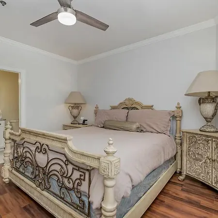 Sleek & Stylish In Southpark Charlotte
