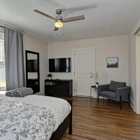 Perfect Getaway 1br Near Dtown Holiday home