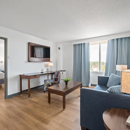 315 Loso Airport Aparthotel