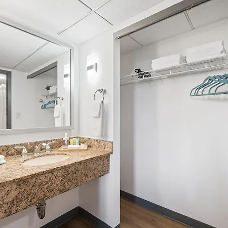 315 Loso Airport Aparthotel Charlotte
