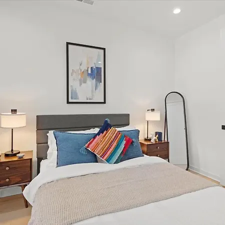 2 Unit Modern Close To Uptown Apartment Charlotte