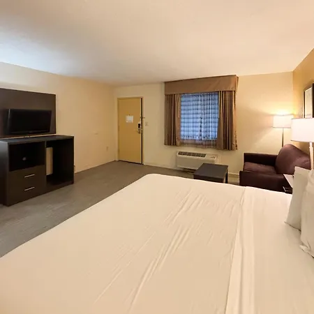 6 Charlotte, Nc Northlake Hotel Charlotte
