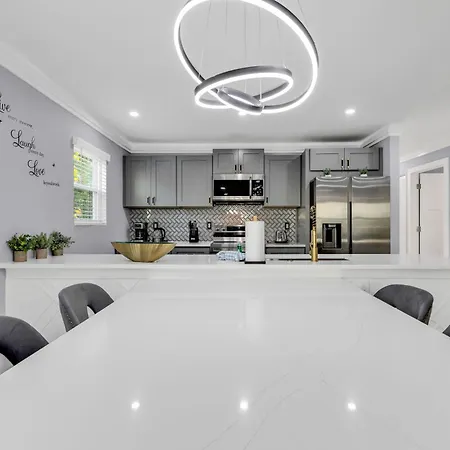 Spacious 4br * Charlotte