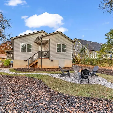 Spacious 4br Holiday home *