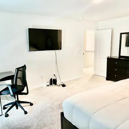 Spacious 3-bedrooms House In Holiday home