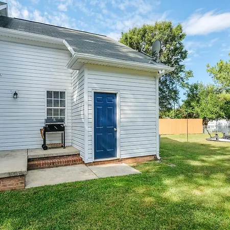 Holiday home Updated 3br - 1 Min To Music Factory