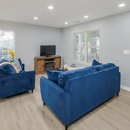 Updated 3br - 1 Min To Music Factory Holiday home *