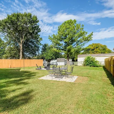 Holiday home Updated 3br - 1 Min To Music Factory *