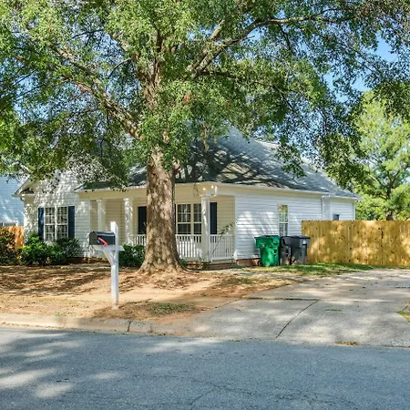 Holiday home Updated 3br - 1 Min To Music Factory *
