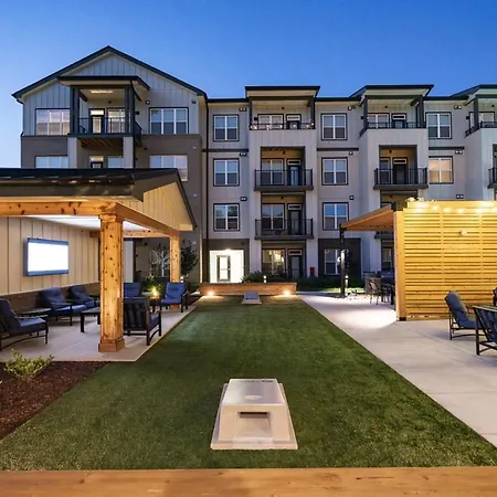 Landing At Abberly Liberty Crossing - 1 Bedroom In Henderson Circle *