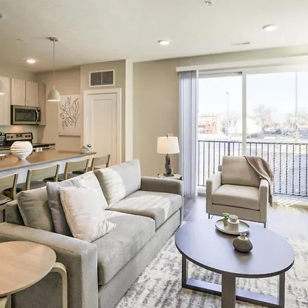 Apartment Landing At Abberly Liberty Crossing - 1 Bedroom In Henderson Circle