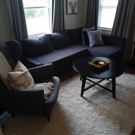 Holiday home Perfect Getaway 1br Near Dtown *