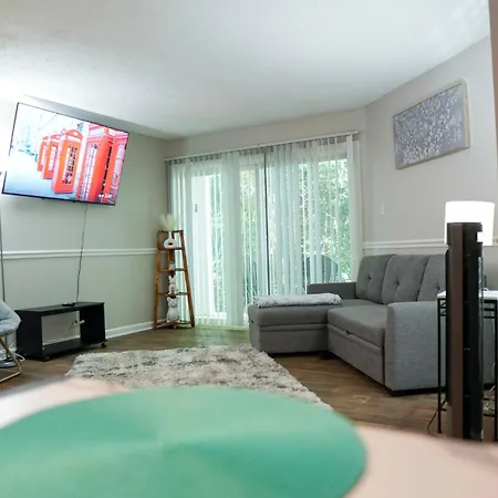 Luxury & Convenience In South End Charlotte