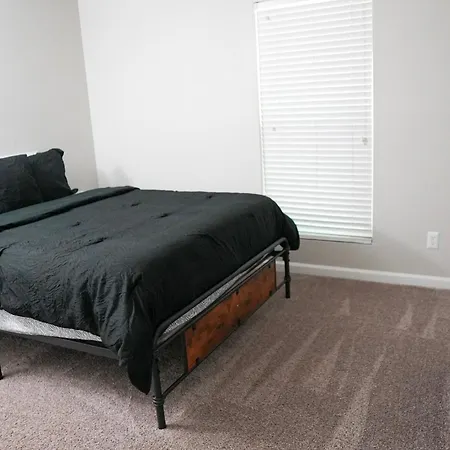 Luxury & Convenience In South End Apartment Charlotte