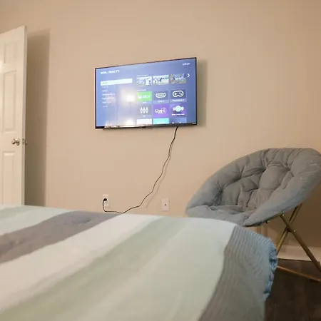 Apartment Deluxe Luxury & Convenience Charlotte