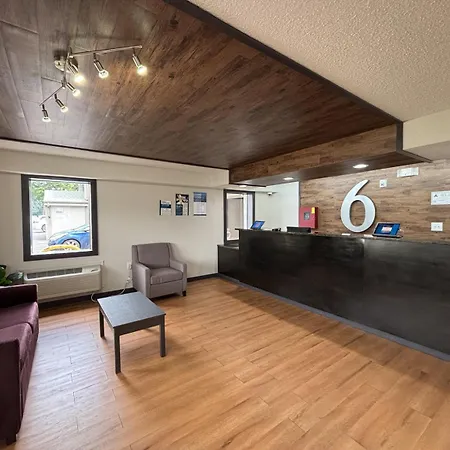 6 Charlotte, Nc Northlake Hotel 4*