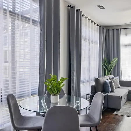 Apartment Spacious 2bd With Private Balcony And Free Parking 2 *