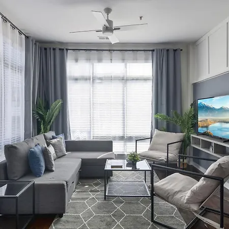 Spacious 2bd With Private Balcony And Free Parking 2 Apartment