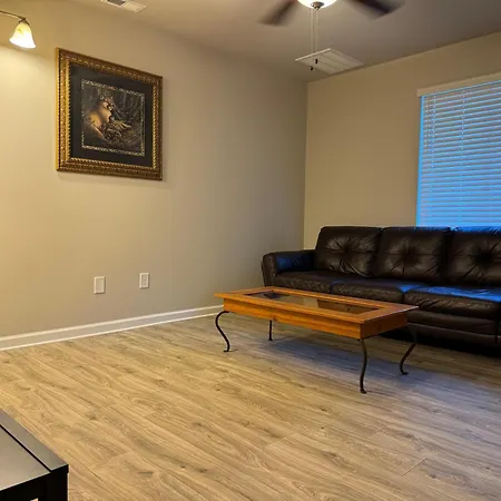 Holiday home 2 Bedroom Townhouse 2024 New Construction Charlotte